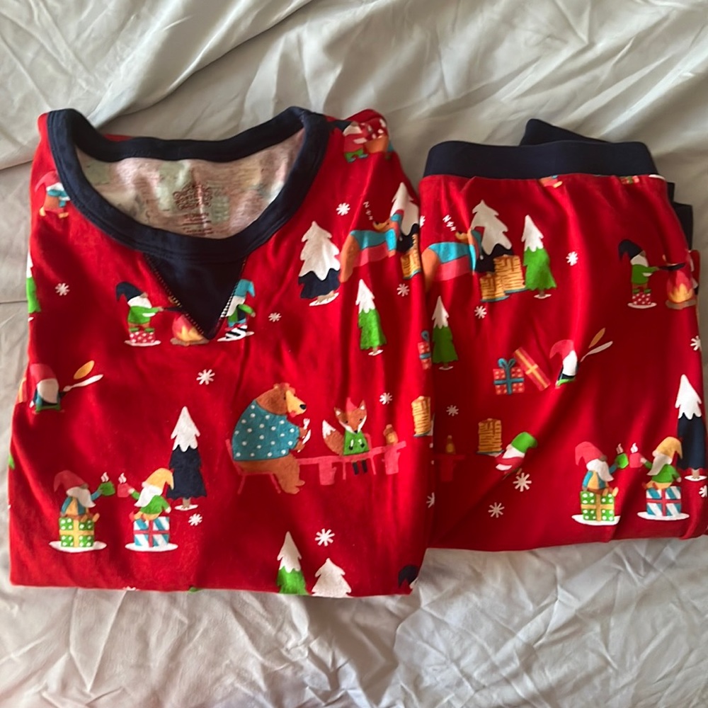Gnome women pajamas